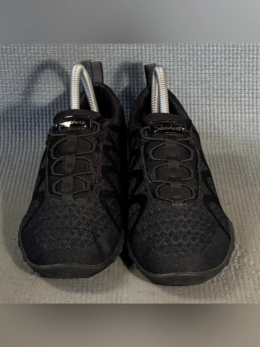 SKECHERS Relaxed Fit Breathe-Easy Infi-Knity Black Comfort Shoes Women Size 7.5